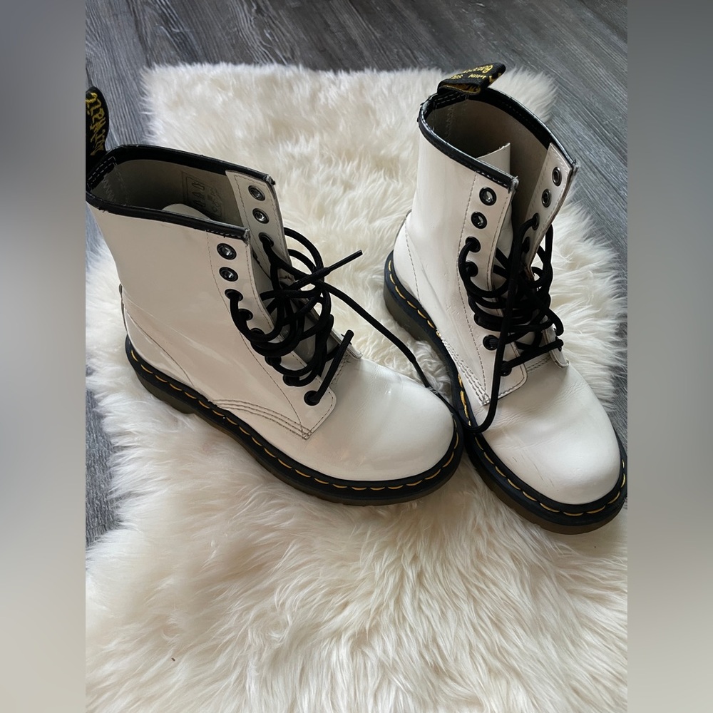 Dr. Martens 1460 White Patent Lamper Boots size 5 / 36